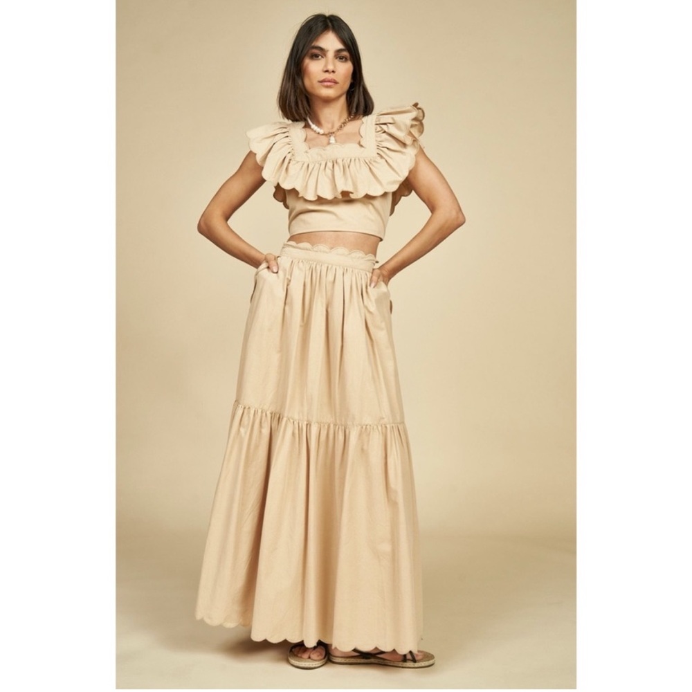 Hunter Bell Kate Beige Khaki Ruffle Crop Top - Picture 3 of 13